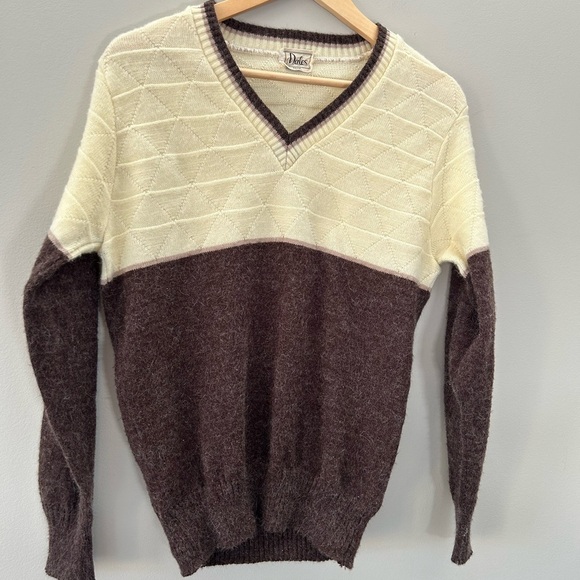 Vintage Preppy V-Neck Unisex Cream Wool Blend 80’s Diamond Knit Pullover - Picture 4 of 5